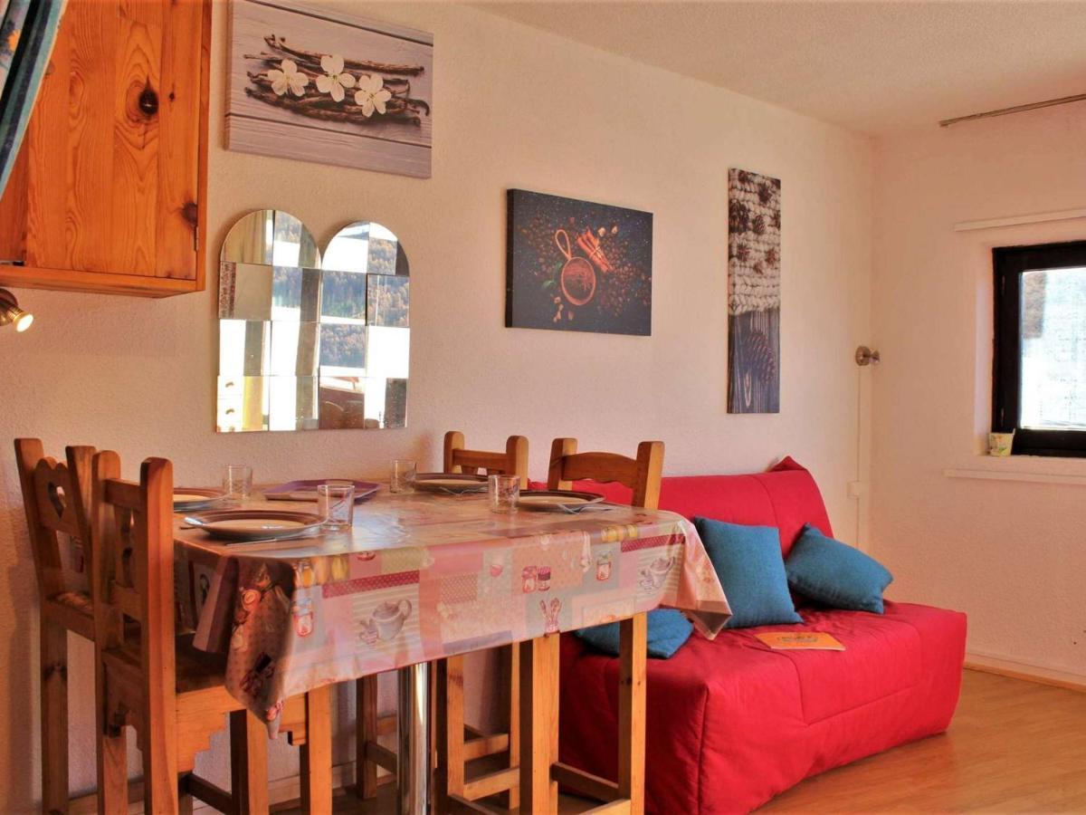 Studio Cosy A Risoul 1850 - 4 Couchages, Pied Des Pistes, Parking, Balcon - Fr-1-330-543 Экстерьер фото