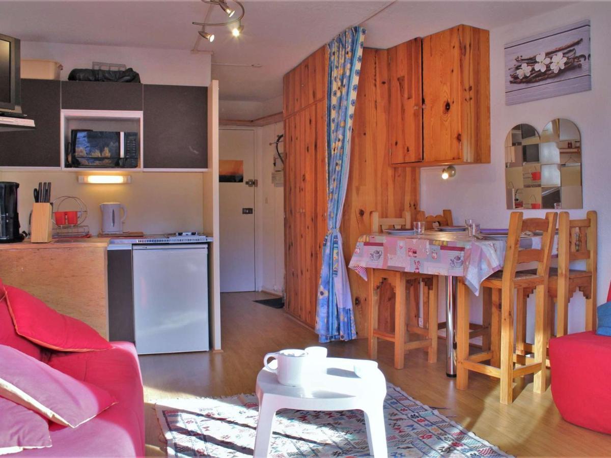 Studio Cosy A Risoul 1850 - 4 Couchages, Pied Des Pistes, Parking, Balcon - Fr-1-330-543 Экстерьер фото